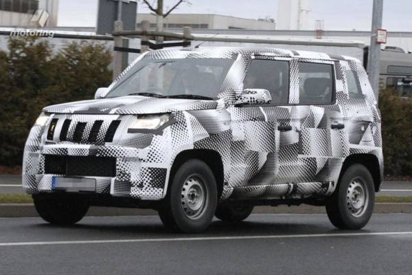 Next generation Mahindra Bolero spied