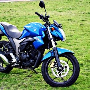 Suzuki Gixxer  Review Image