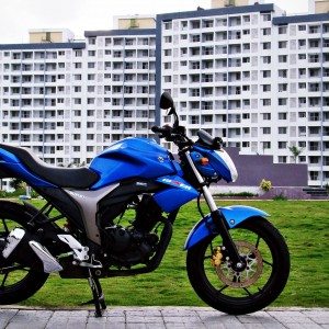 Suzuki Gixxer  Review Image