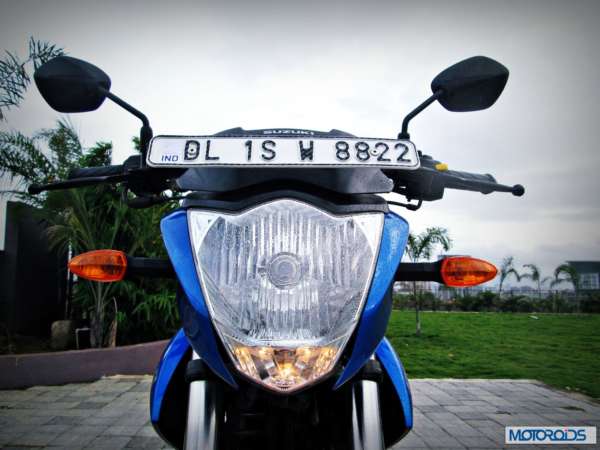 Suzuki-Gixxer-155-Review-Image-Headlight-Numberplate-2