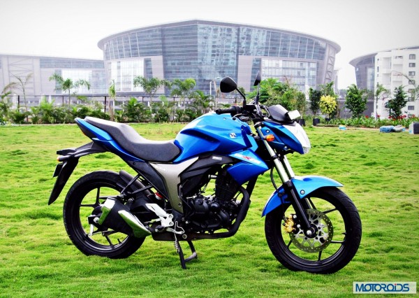 Suzuki-Gixxer-155-Review-Image-Right-Side-View-1