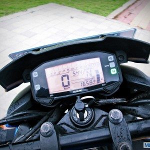 Suzuki Gixxer  Review Instrumentcluster