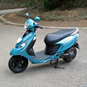 TVS Scooty Zest  Review