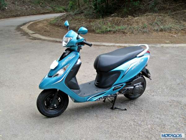 TVS Scooty Zest 110 Review (22)