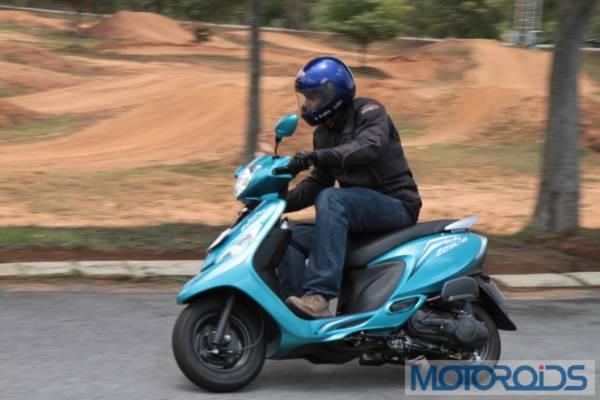 TVS Scooty Zest  Review