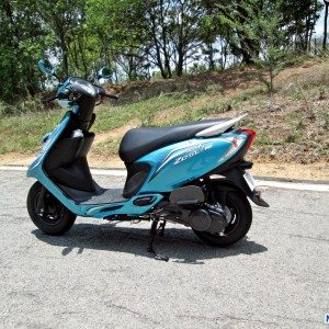 TVS Scooty Zest  Review