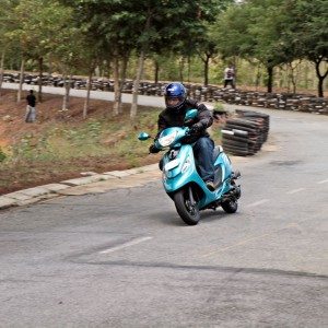 TVS Scooty Zest  Review