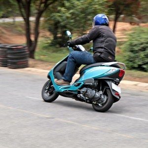 TVS Scooty Zest  Review