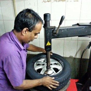 Tyre replacement Apollo