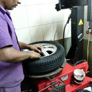 Tyre replacement Apollo