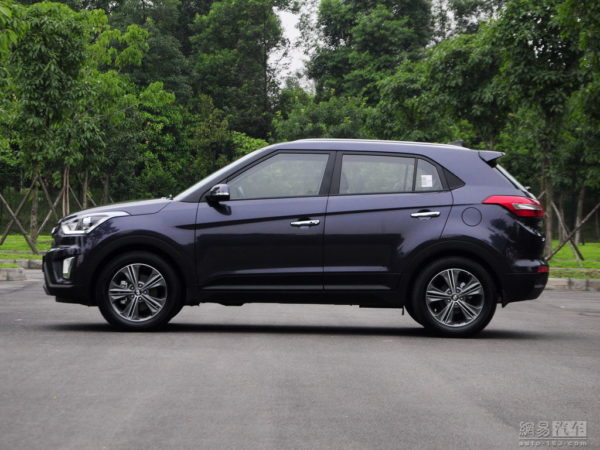 Upcoming Hyundai ix25 detailed images (18)