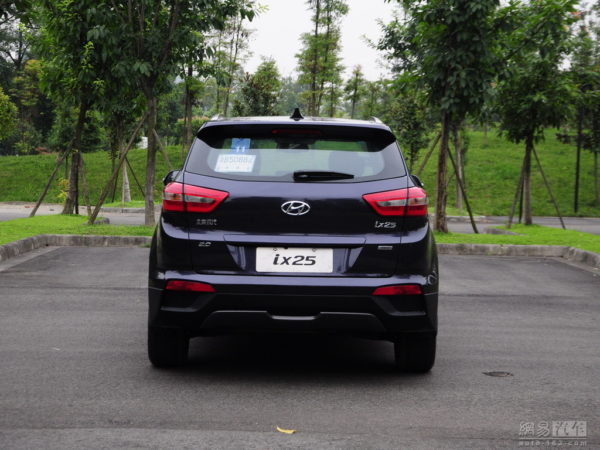 Upcoming Hyundai ix25 detailed images (2)