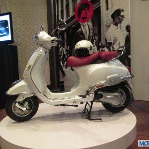 Vespa Elegante Limited Edition