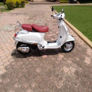 Vespa Elegante Limited Edition