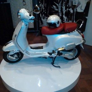 Vespa Elegante Limited Edition