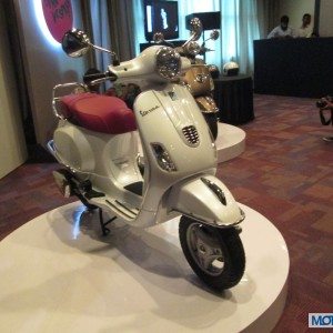 Vespa Elegante Limited Edition