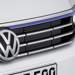 Volkswagen Passat GTE Official Image