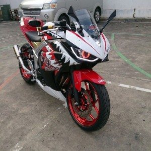 modified Yamaha R