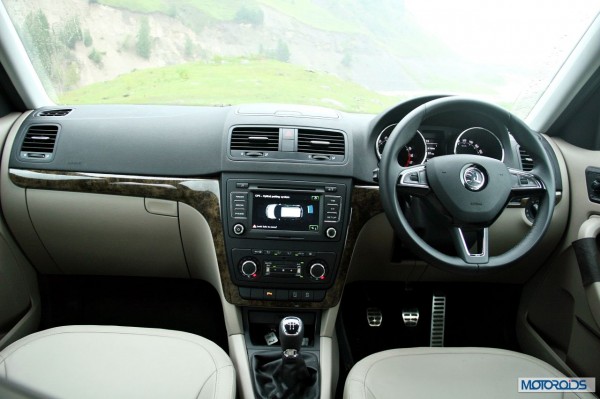 new 2014 Skoda yeti dashboard