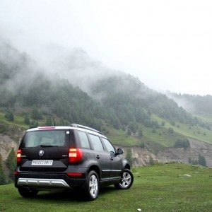 new  Skoda yeti rear