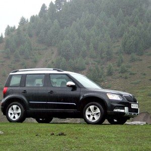 new  Skoda yeti side