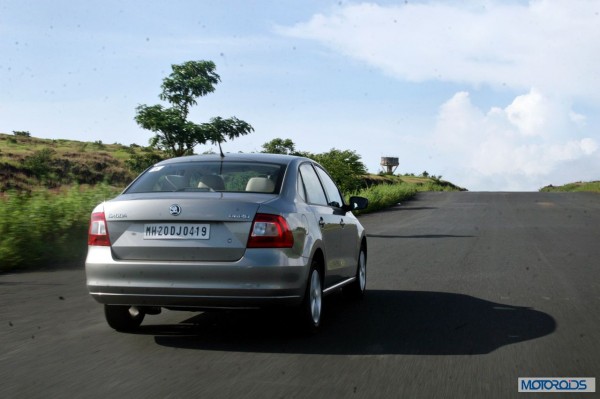 new 2014 skoda Rapid action silver (11)