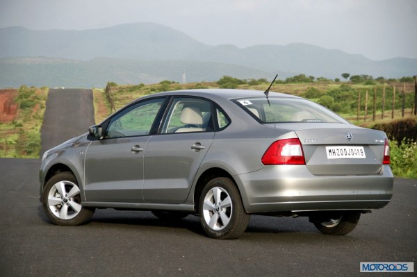 new 2014 skoda rapid rear (3)