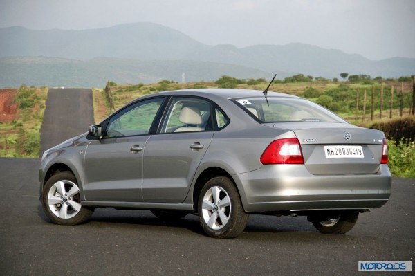 new 2014 skoda rapid rear (3)