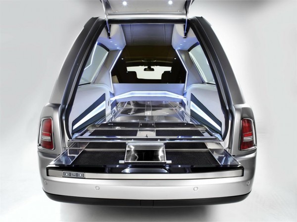 03-rolls-royce-phantom-hearse