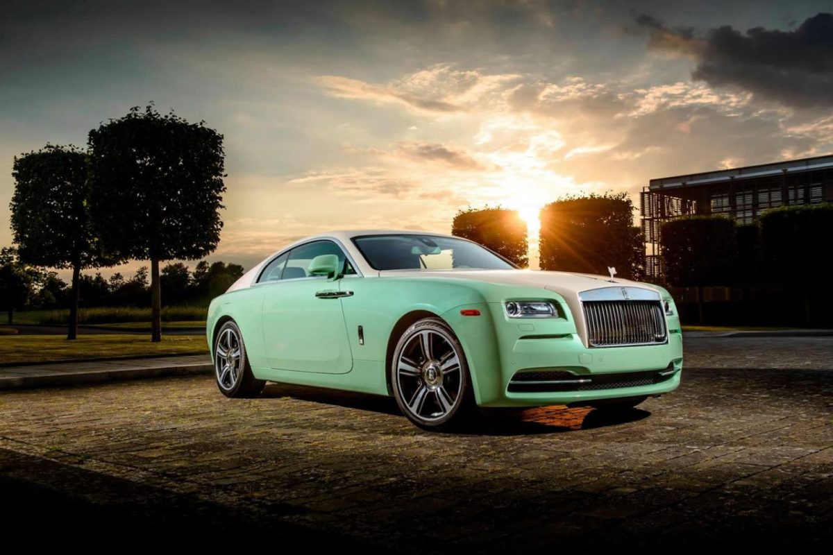 Rolls RoyceWraithFinishedinLimeGreenCommissionedbyMichaelFux