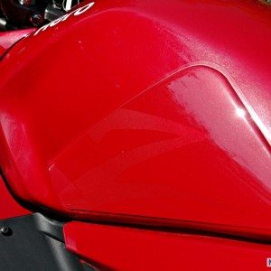 Hero MotoCorp Karizma ZMR Review Tank