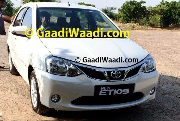 2015-Toyota-Etios-facelift-spied-front