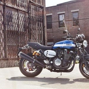 Yamaha XJR