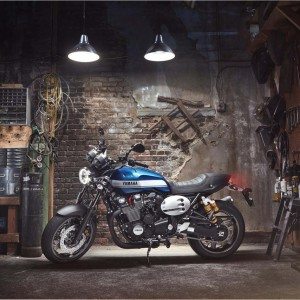 Yamaha XJR