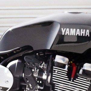 Yamaha XJR