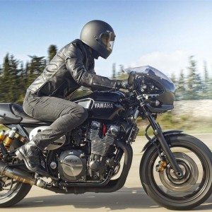 Yamaha XJR