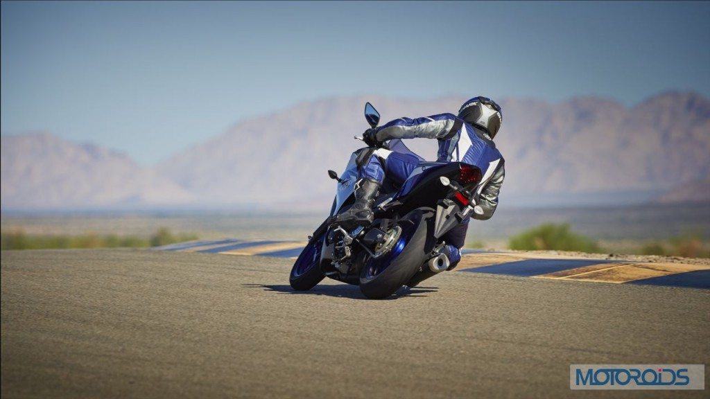 2015-Yamaha-YZF-R3-Official-Details (11)