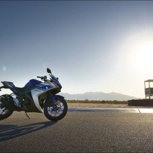 Yamaha YZF R Official Details