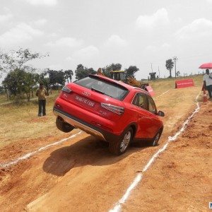 Audi Q  TDI quattro off road