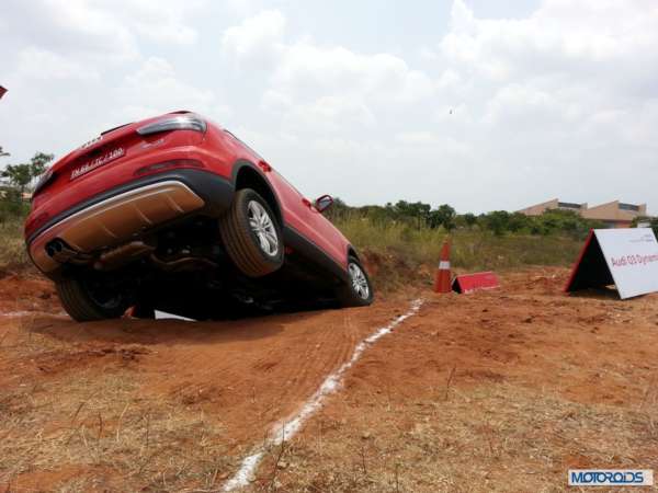 Audi Q3 35 TDI quattro off-road (27)