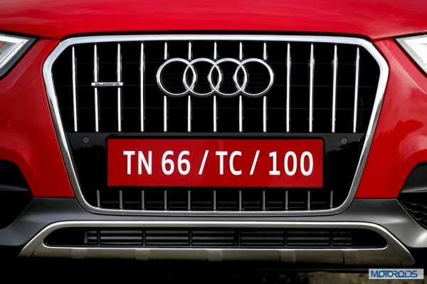 Audi Q3 Dynamic grille