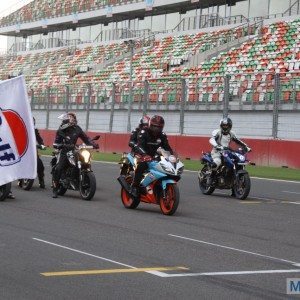 Gulf Oil Ride With Dhoni