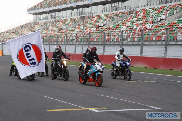 Gulf-Oil-Ride-With-Dhoni (9)