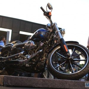 Harley Davidson Breakout Launch Images