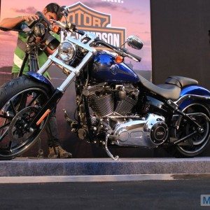 Harley Davidson Breakout Launch Images