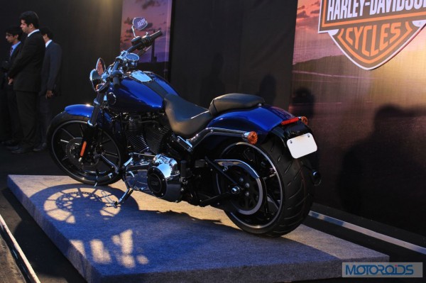 Harley-Davidson-Breakout-Launch-Images (23)