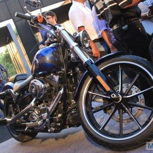 Harley Davidson Breakout Launch Images