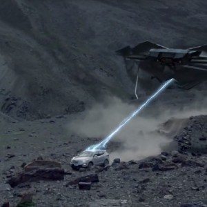 Hyundai Santa Fe Catches Aliens