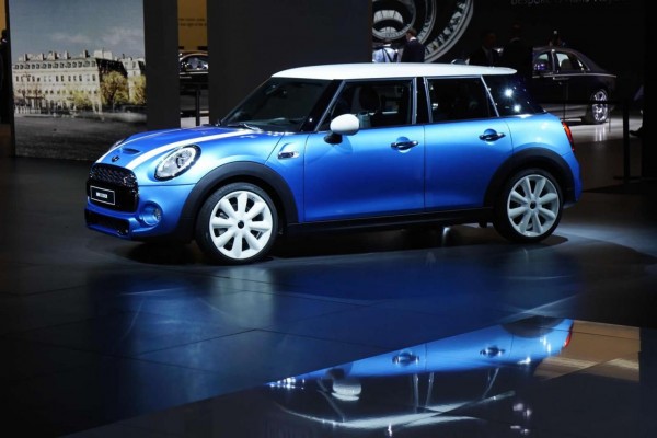 five-door-mini-paris-motor-show (5)