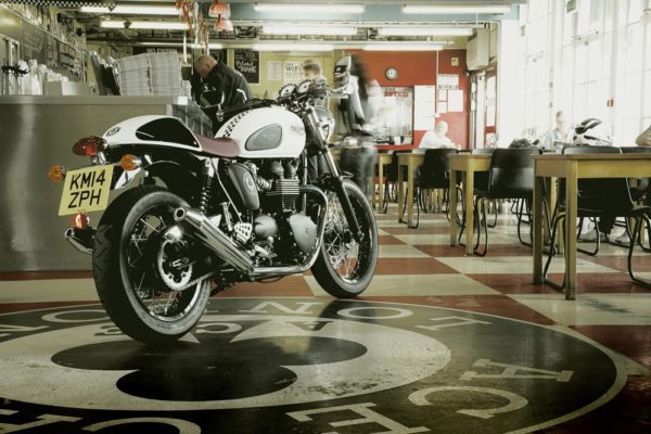 triumph_thruxton_ace_cafe_special_edition-3